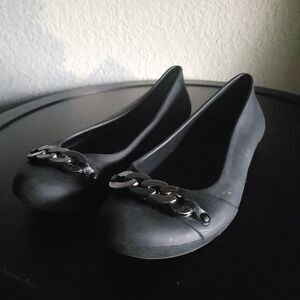 Crocs Gianna Black Comfort Ballet Flat Shoe with Chain Link Womens Size 6